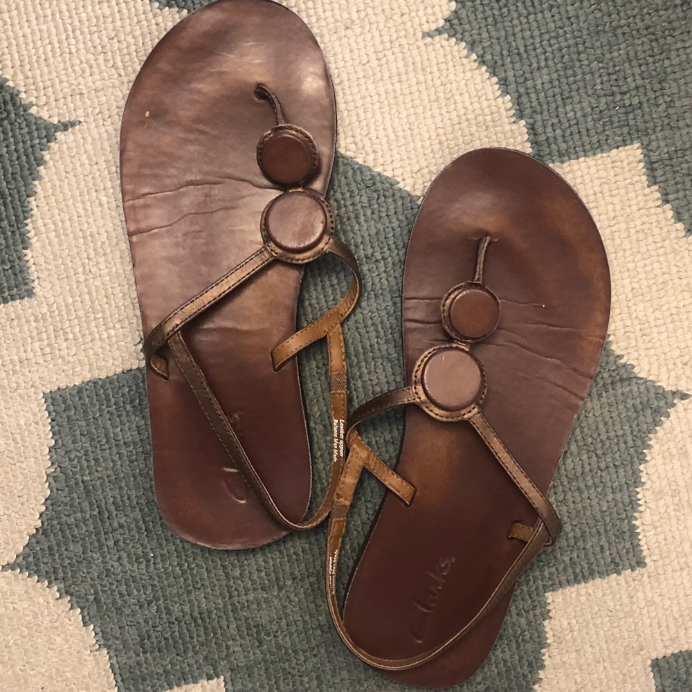 Clark’s Leather Flip Flops